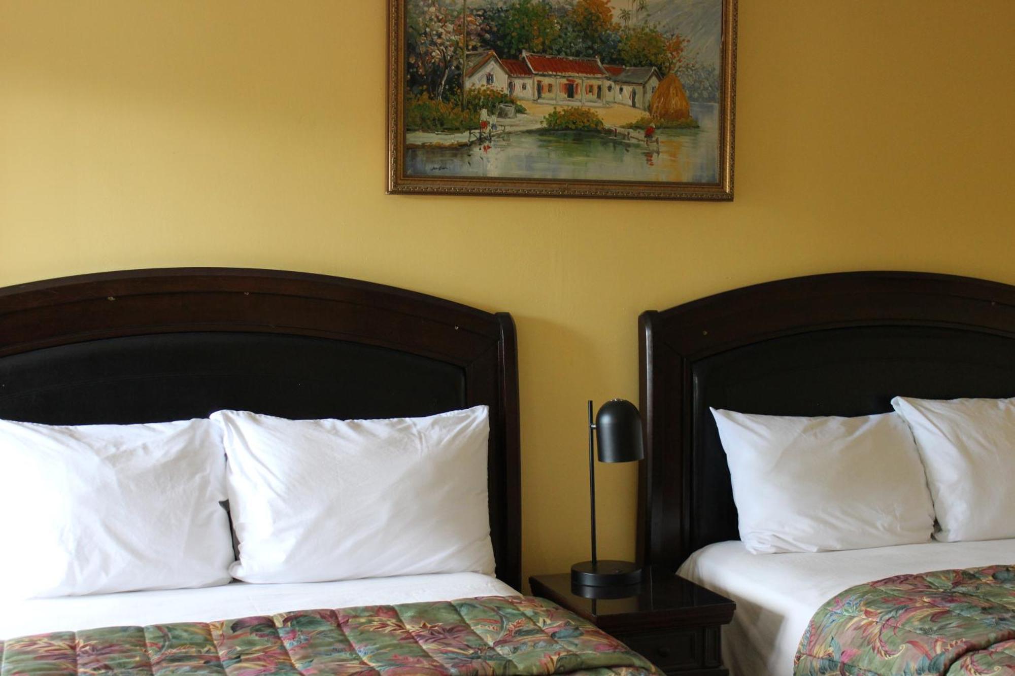 Imperial 1000 Islands Hotel 2*