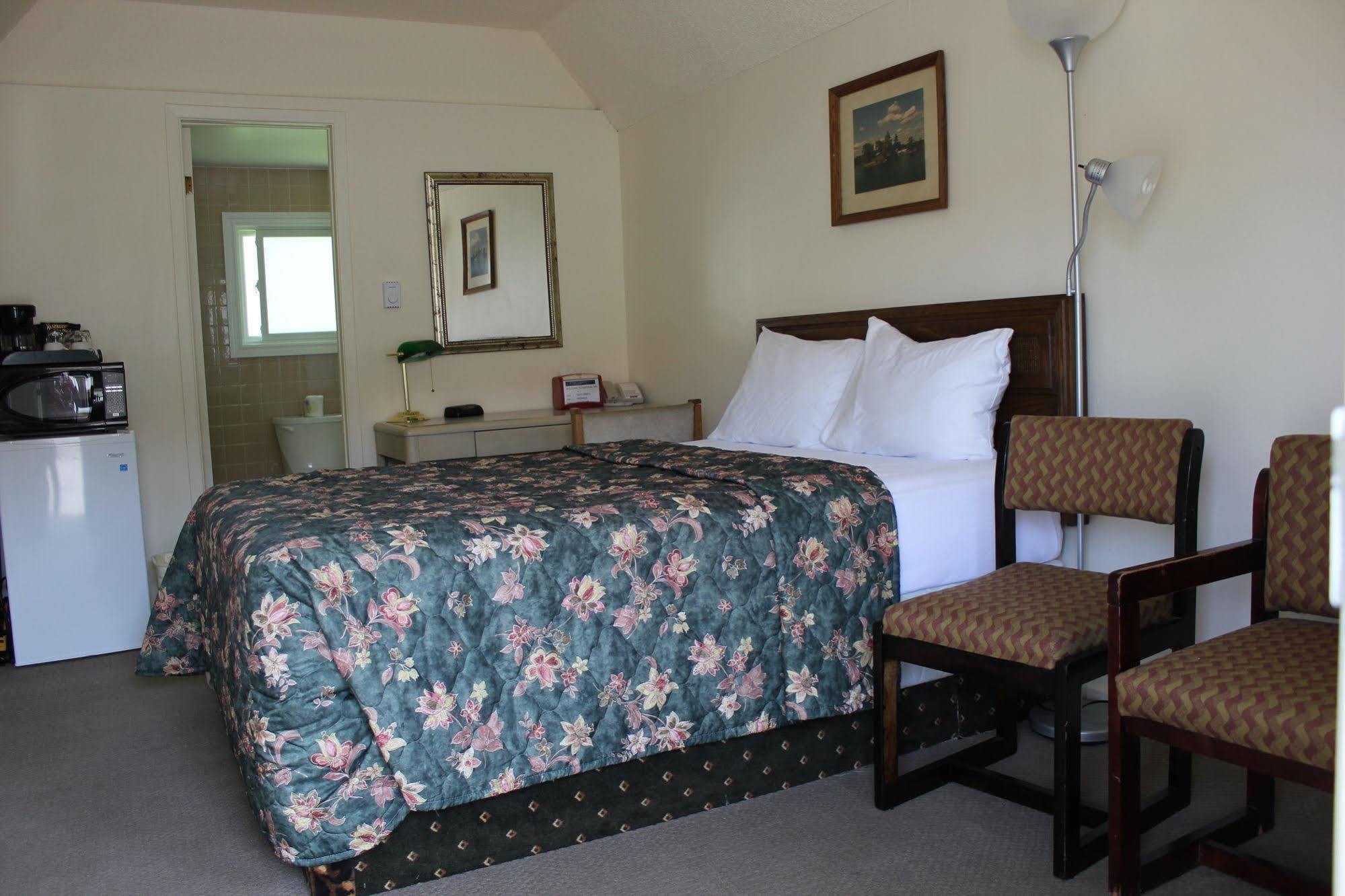 Imperial Thousand Islands Hotel Gananoque